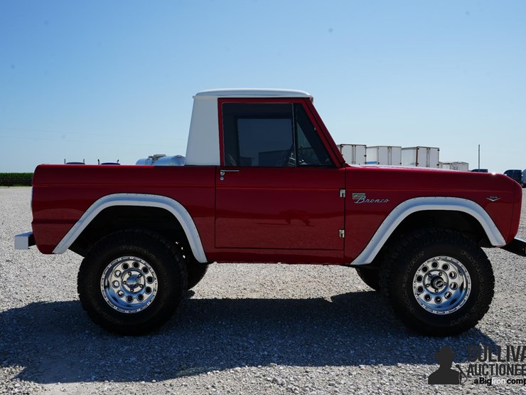 1967-ford-bronco-sport-image-4