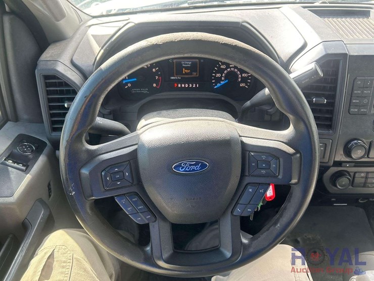 2017-ford-f150-image-10