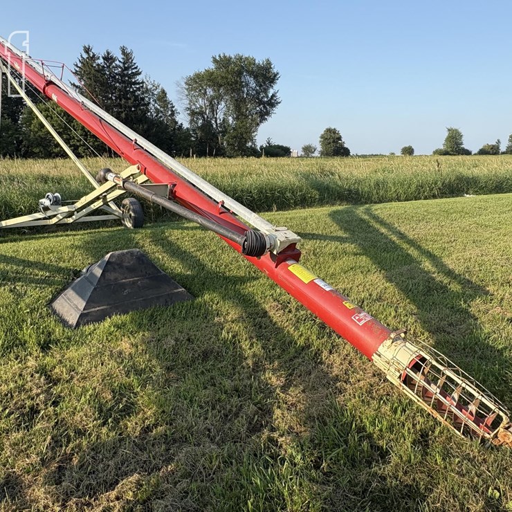 BUHLER FARM KING 846