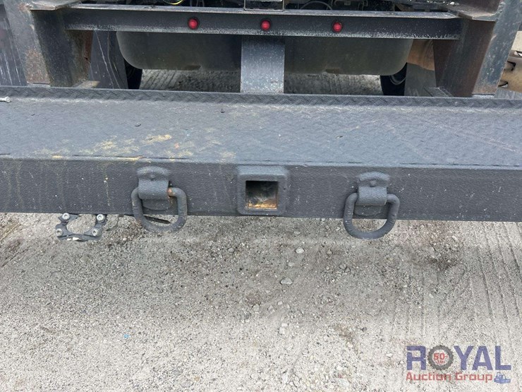 2017-ford-f550-image-29