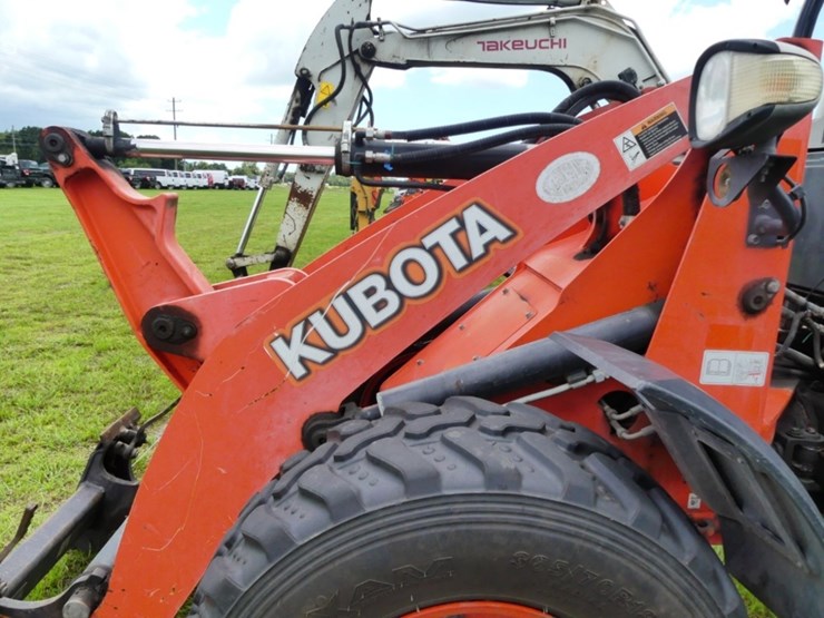 kubota-r530-image-7