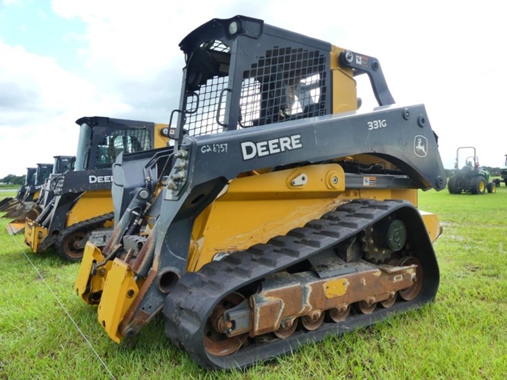 deere-331g-image-2