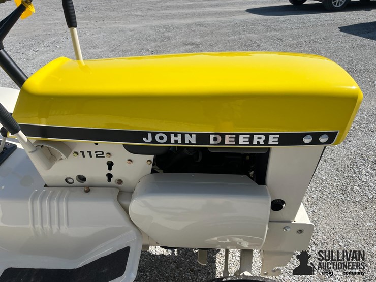 1970-john-deere-112-image-11