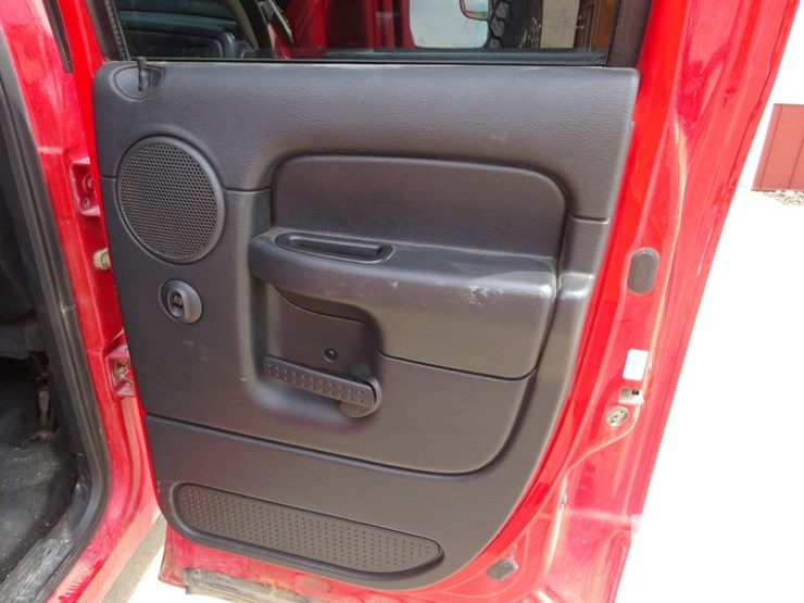 2004-dodge-ram-2500-image-62