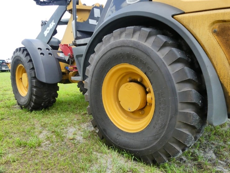 deere-304k-image-5