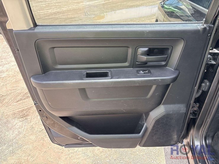 2014-ram-1500-express-image-19