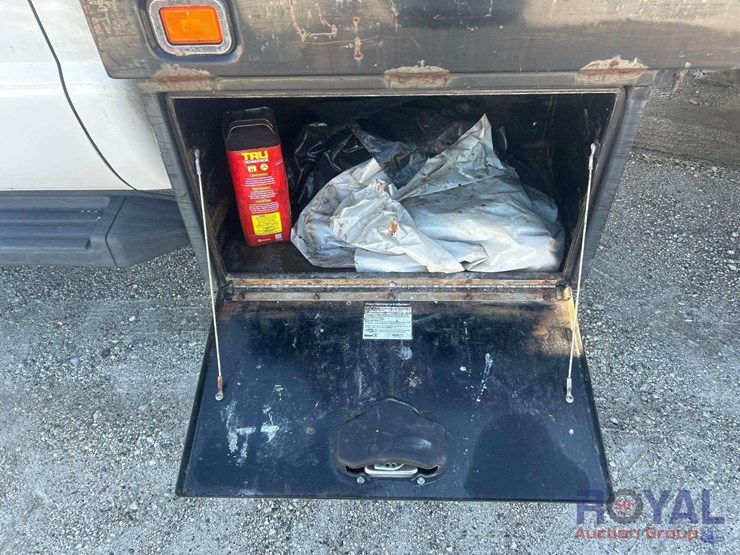 2016-ford-f450-image-21