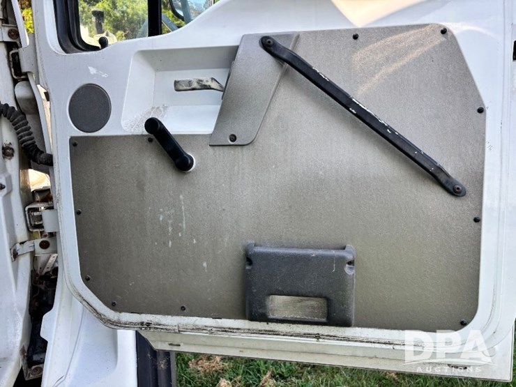 2000-sterling-dry-tender-truck-(gp11245,-unit-123831)-image-79