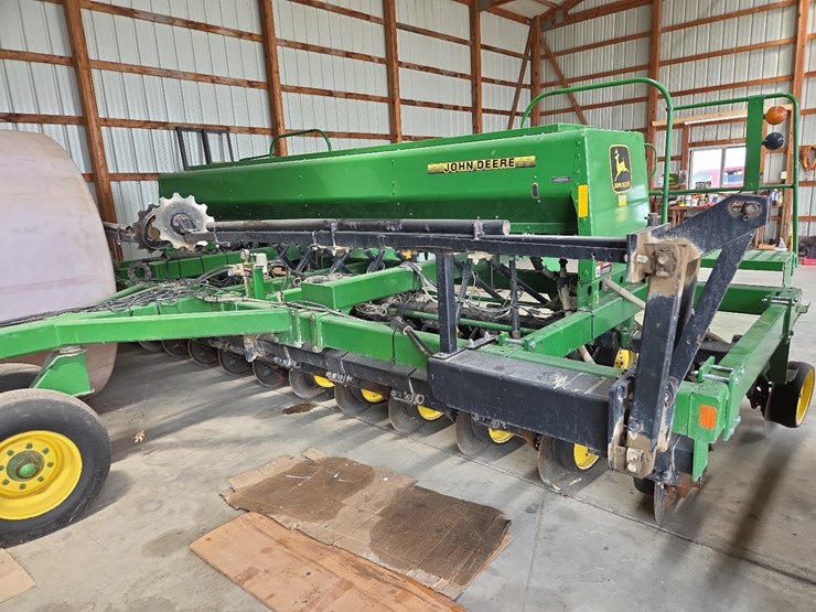 john-deere-750-image-2