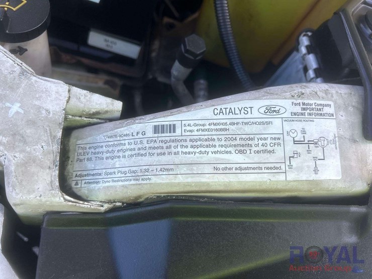 2004-ford-f350-image-10