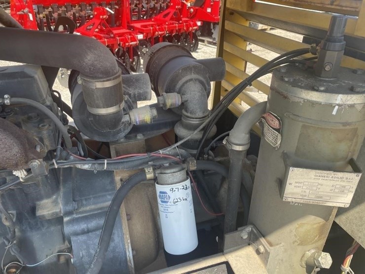 2001-john-deere-5-image-5