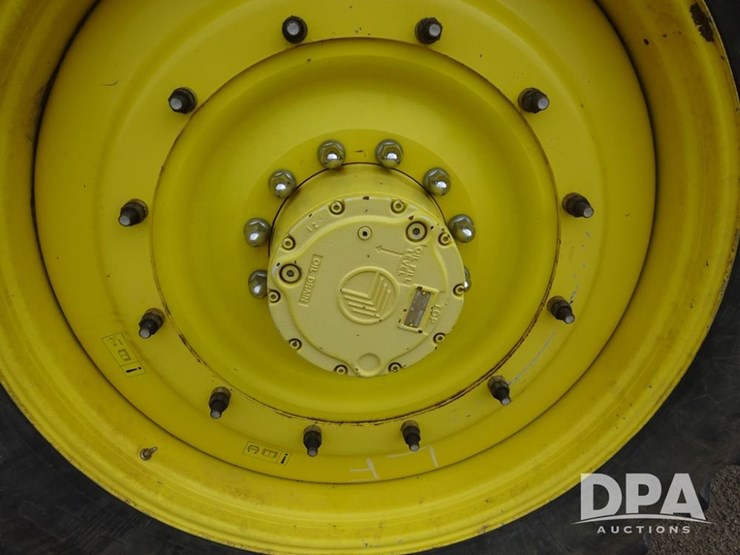 2016-john-deere-r4045-image-44