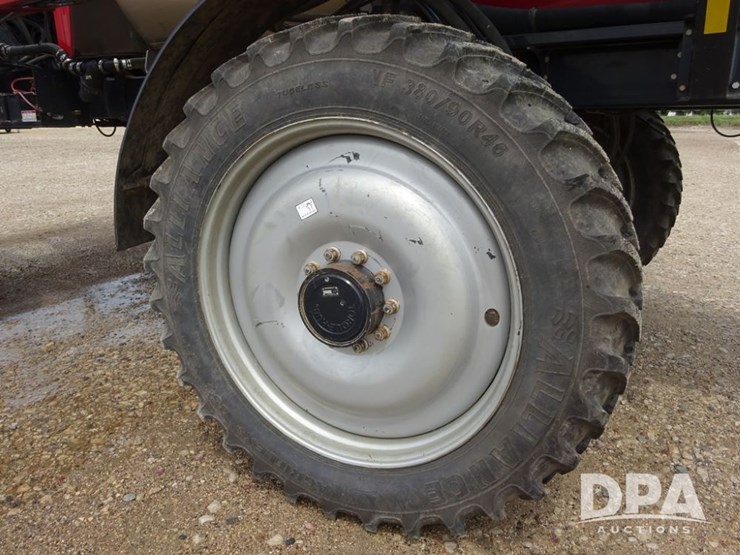 2015-case-ih-patriot-4440-image-47