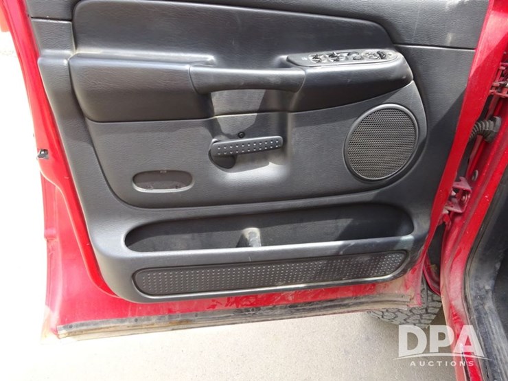 2004-dodge-ram-2500-image-75