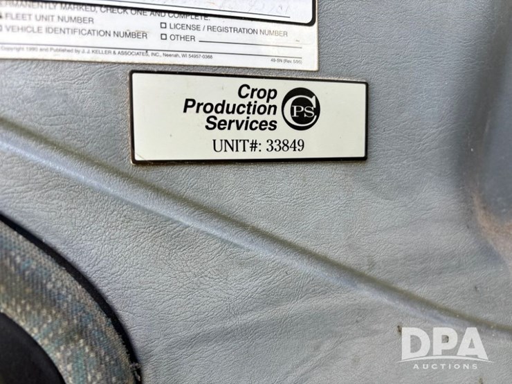 2006-caterpillar-10-image-90