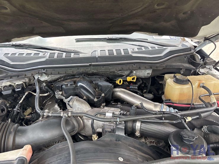 2018-ford-f350-image-12