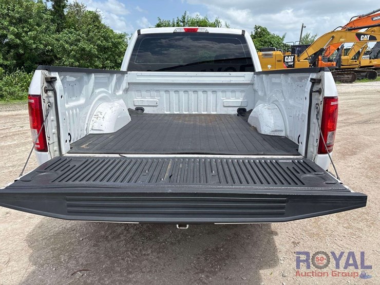 2017-ford-f150-image-18