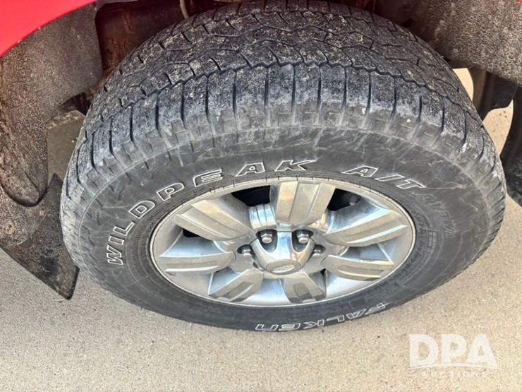 2012-ford-f150-xlt-image-46