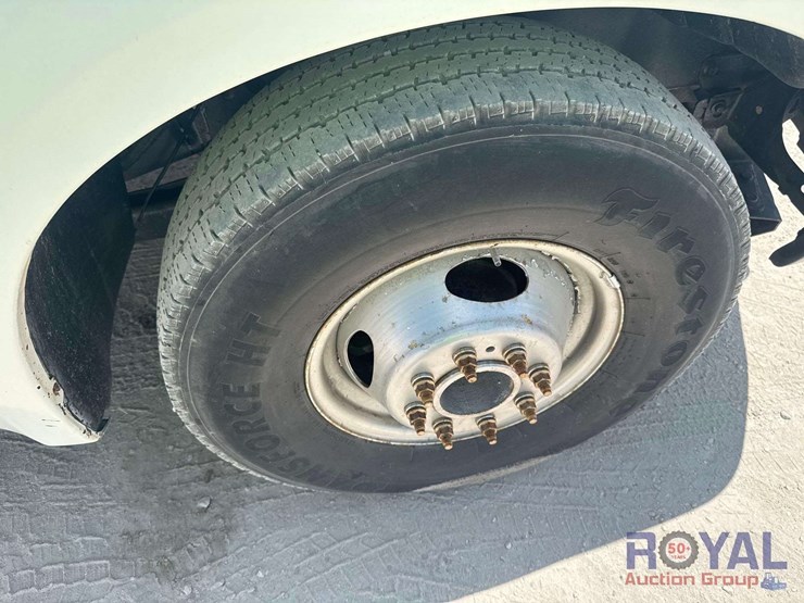 2002-ford-f350-image-32