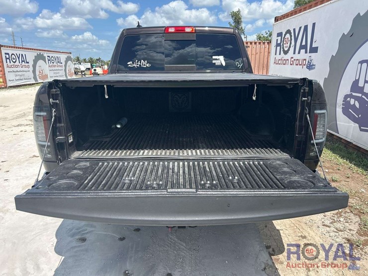 2017-dodge-ram-1500-image-21