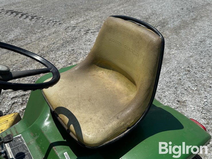 john-deere-140-image-15