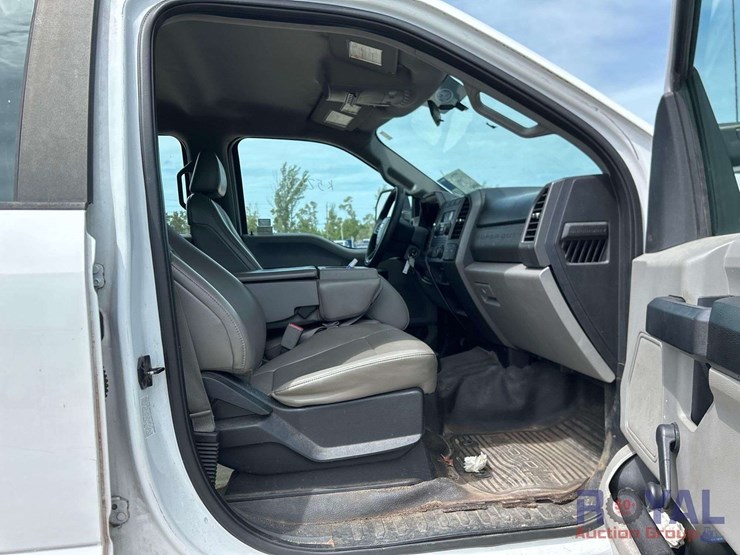 2017-ford-f450-image-29