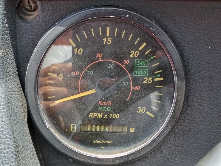 agco-allis-6690-image-22