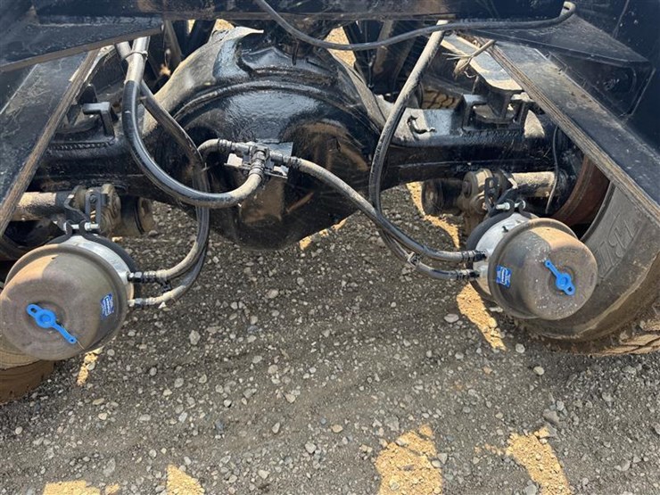 2012-kenworth-w900-image-21