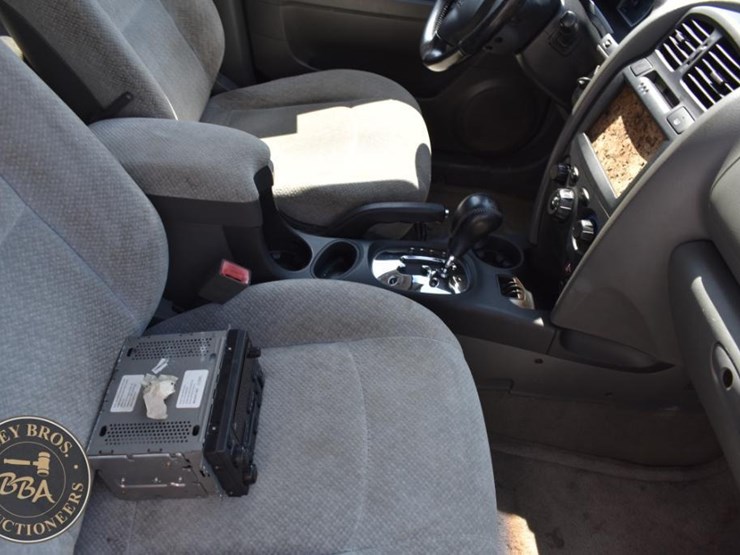 2005-hyundai-santa-fe-image-45