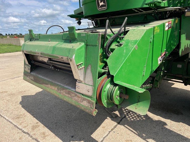 2002-john-deere-9550-image-17