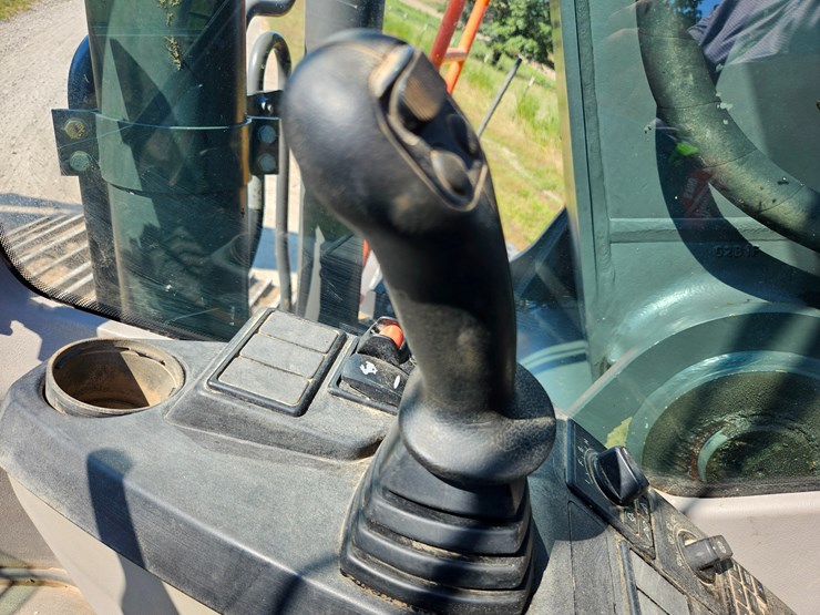 2018-volvo-ec160el-image-70