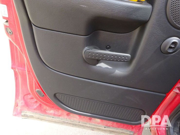 2004-dodge-ram-2500-image-72