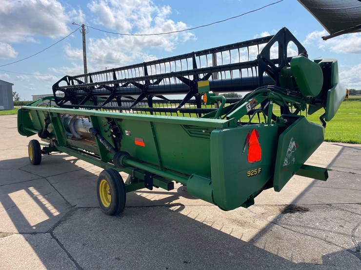 john-deere-925f-image-3