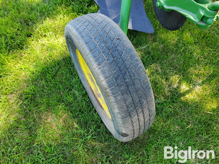 john-deere-555-image-17