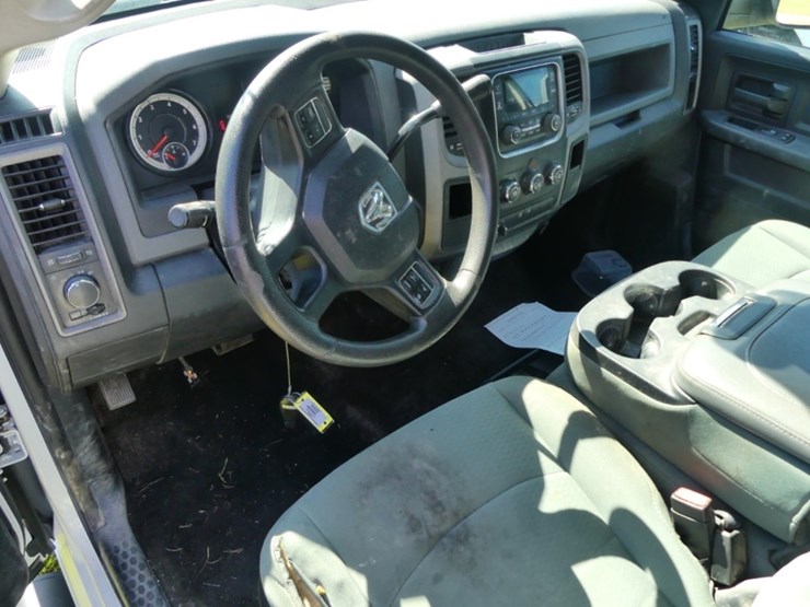 2016-dodge-ram-2500-image-12
