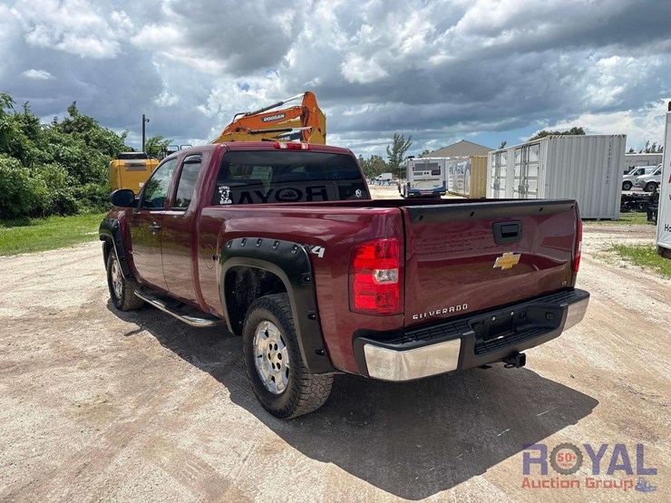 2013-chevrolet-silverado-1500-image-4