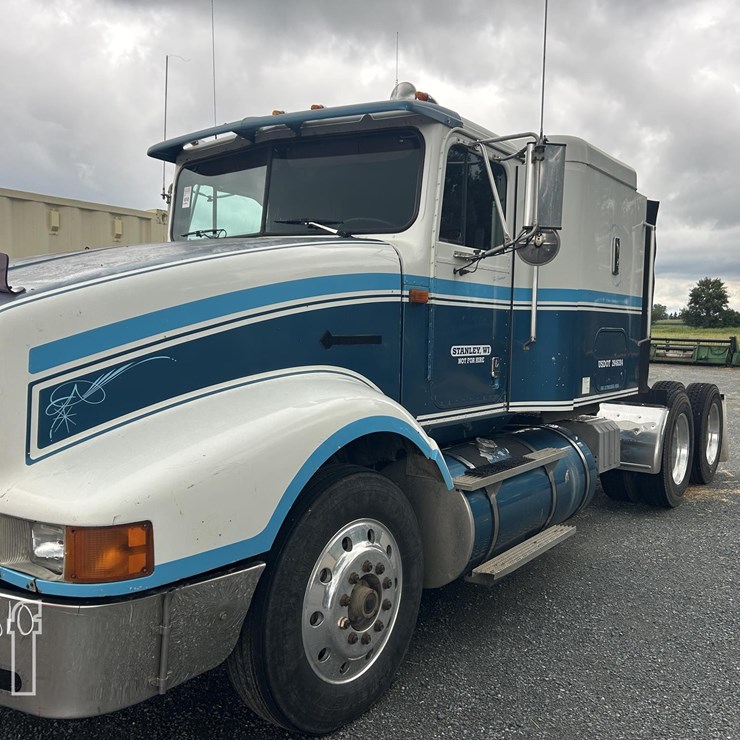1994 INTERNATIONAL 9400