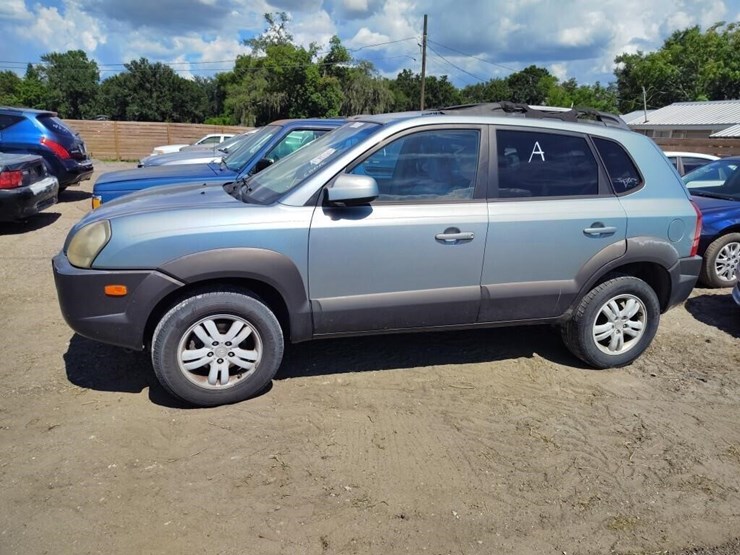 2006-hyundai-tucson-image-1