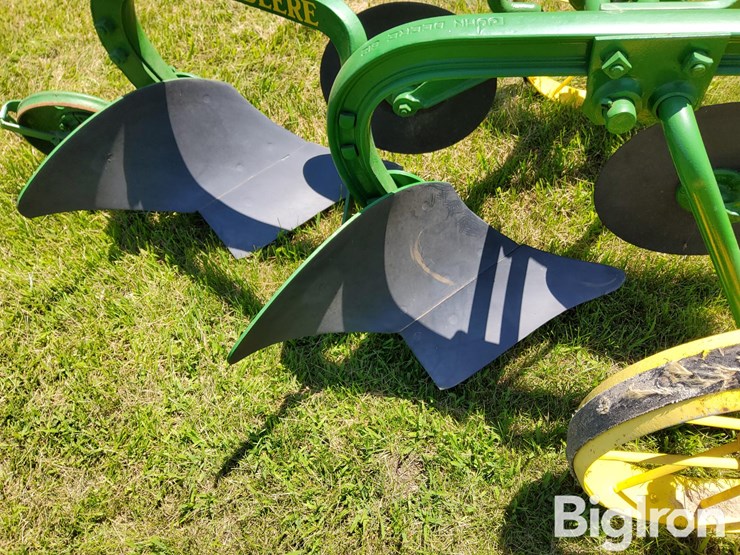 john-deere-52-image-15
