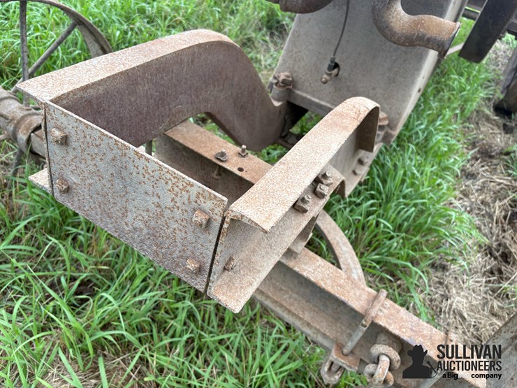 economy-12-hp-hit-&-miss-engine-image-15