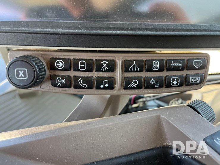 2019-john-deere-f4365-image-87