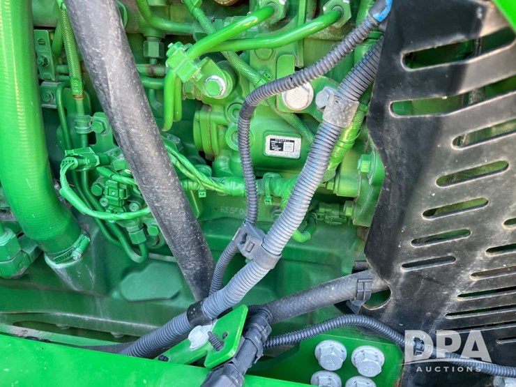 2019-john-deere-f4365-image-23