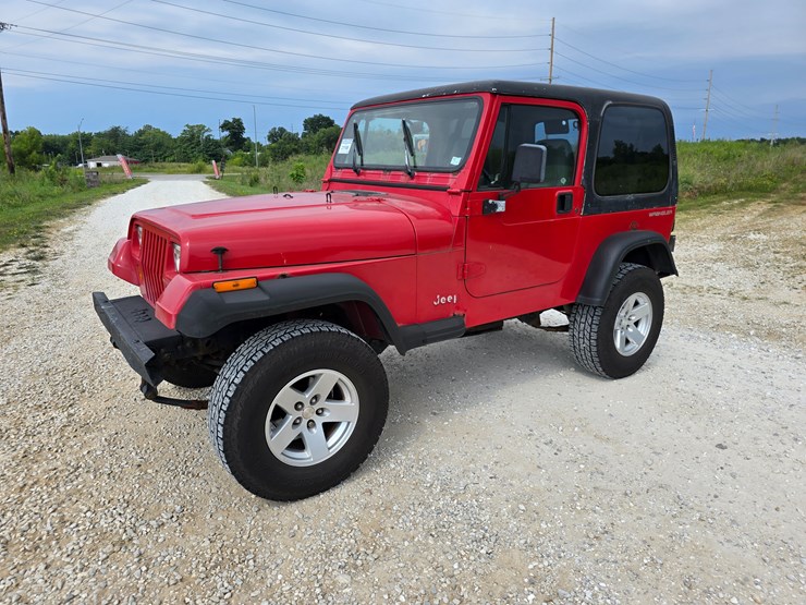 1994-jeep-wrangler-image-3