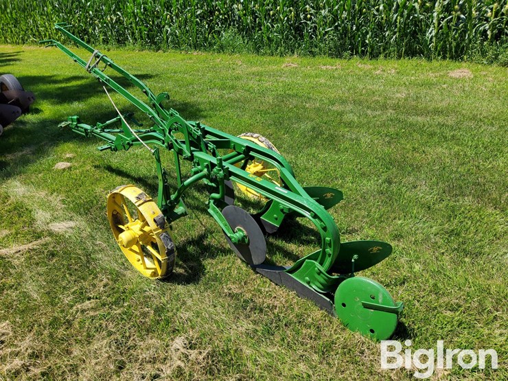 john-deere-52-image-7