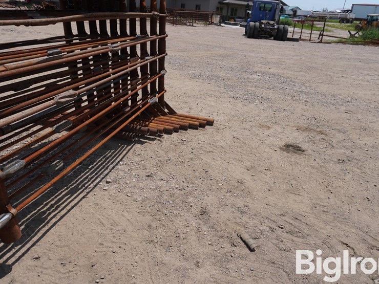 6-bar-16'-variable-rod-standing-fences-image-12