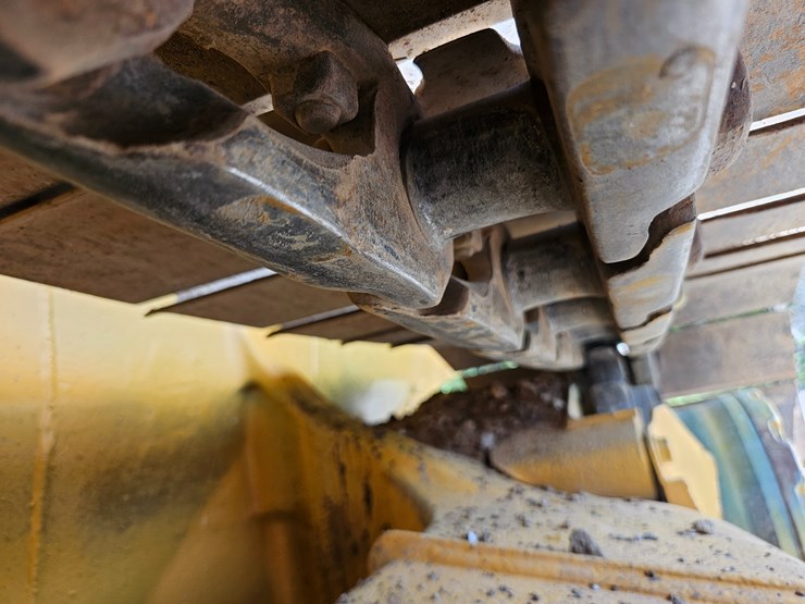2018-komatsu-d37px-23-image-33
