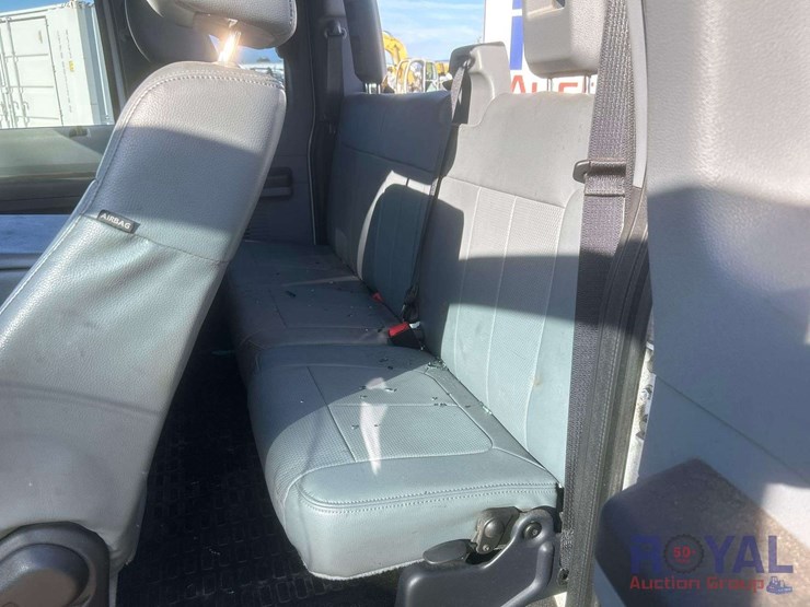 2016-ford-f550-image-16