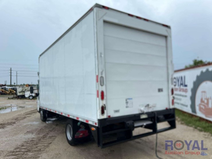 2013-mitsubishi-fuso-fec92s-image-5