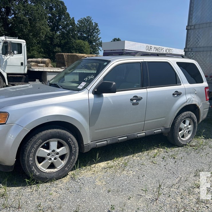 2011 FORD ESCAPE XLT