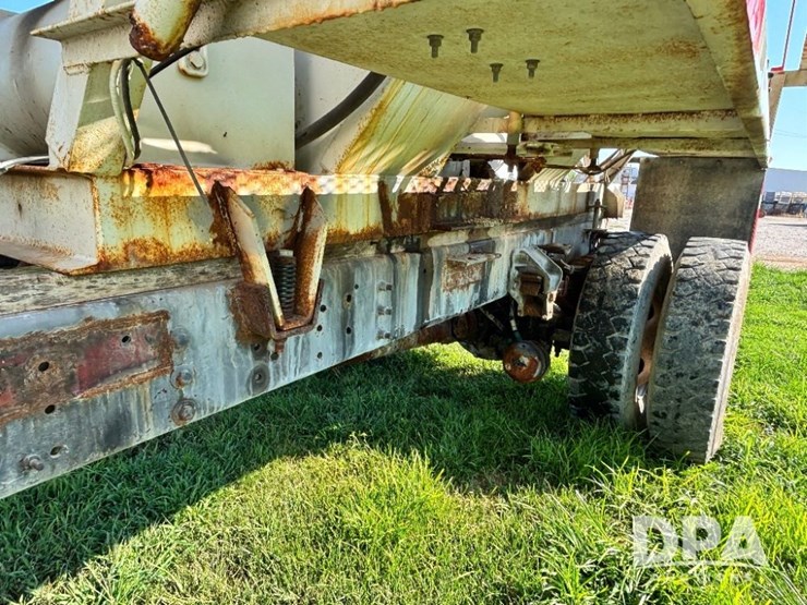 2000-sterling-dry-tender-truck-(gp11245,-unit-123831)-image-35